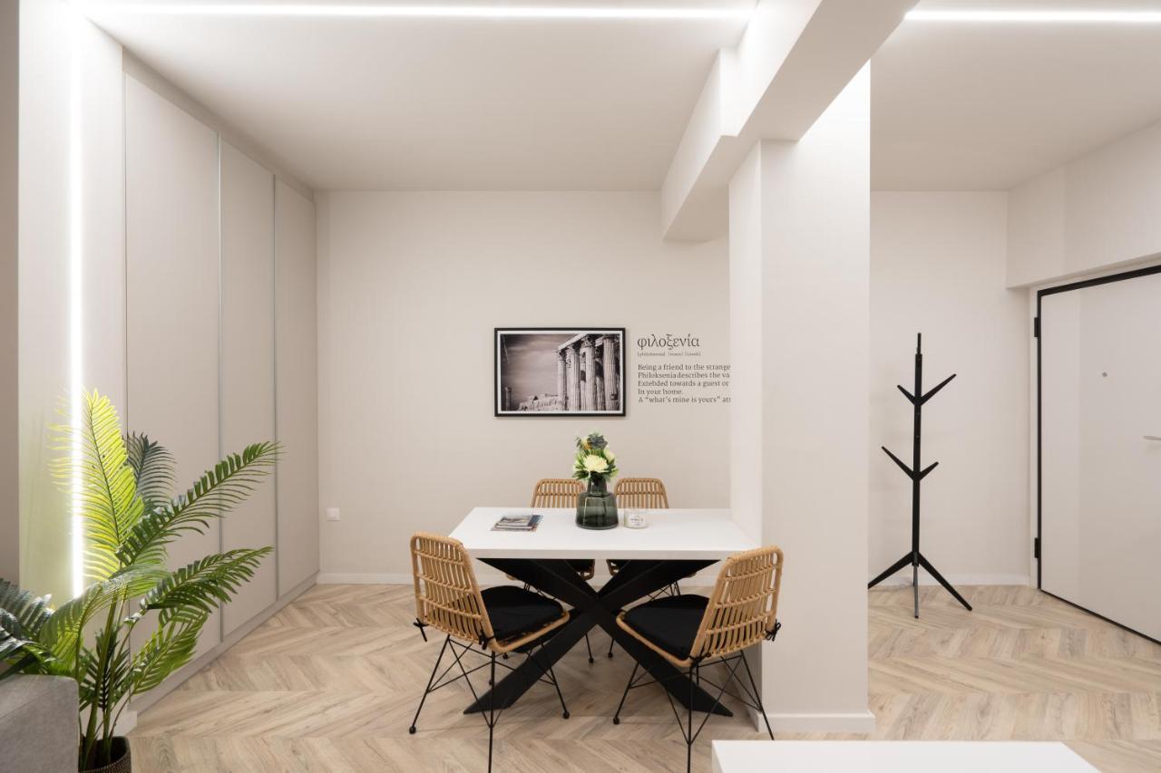 Charming Two Bedrooms Apartment Walk To Acropolis アテネ エクステリア 写真
