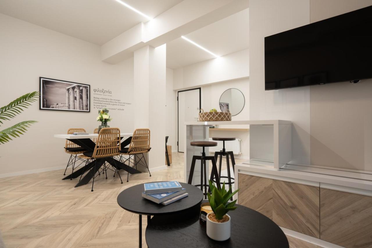 Charming Two Bedrooms Apartment Walk To Acropolis アテネ エクステリア 写真