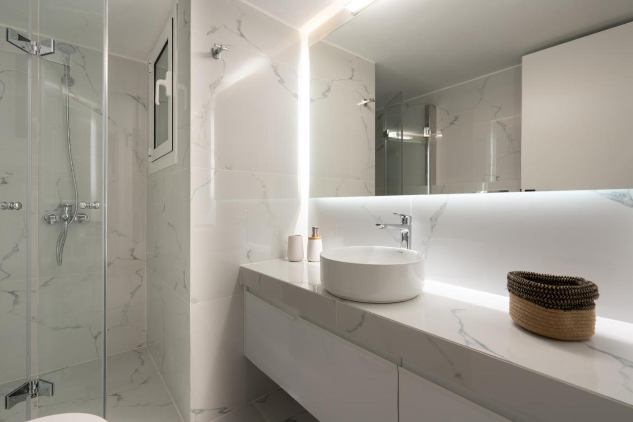 Charming Two Bedrooms Apartment Walk To Acropolis アテネ エクステリア 写真