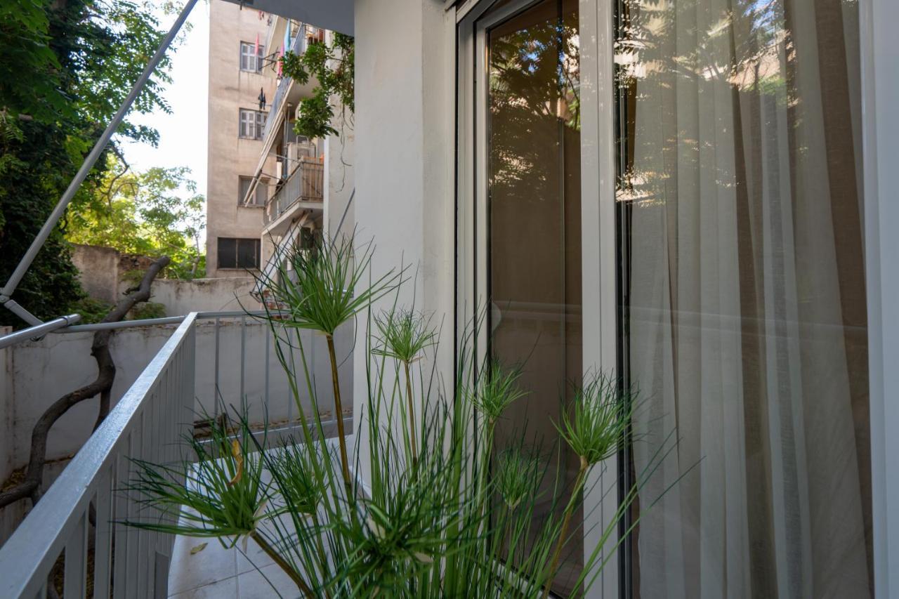 Charming Two Bedrooms Apartment Walk To Acropolis アテネ エクステリア 写真